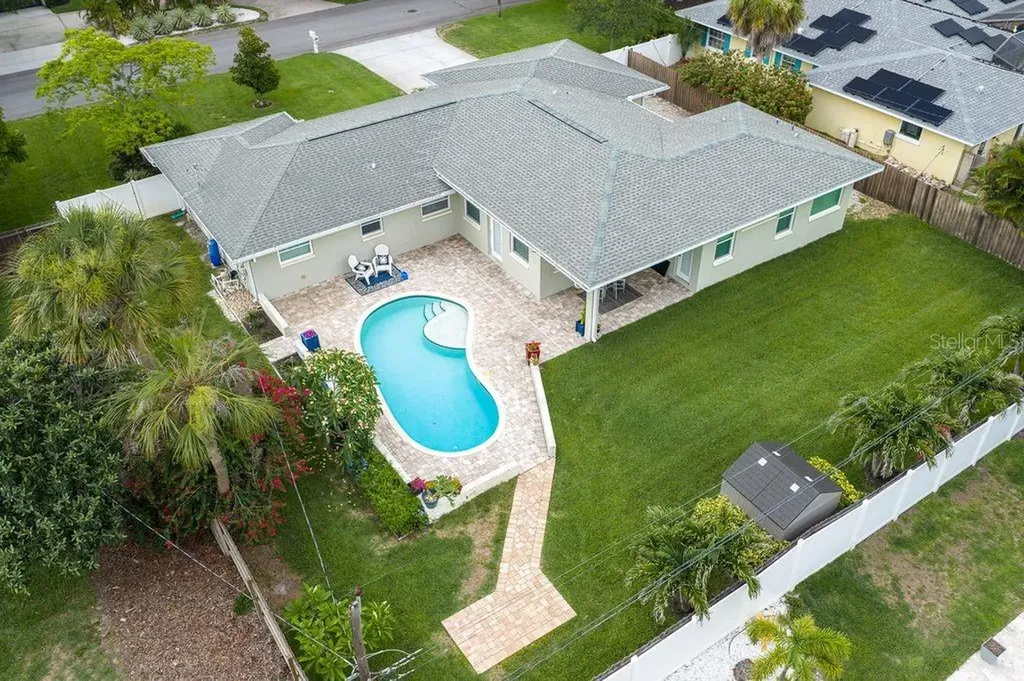 209 Live Oak Lane Largo FL 33770