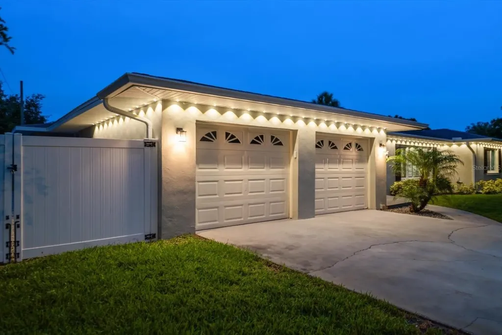 209 Live Oak Lane Largo FL 33770