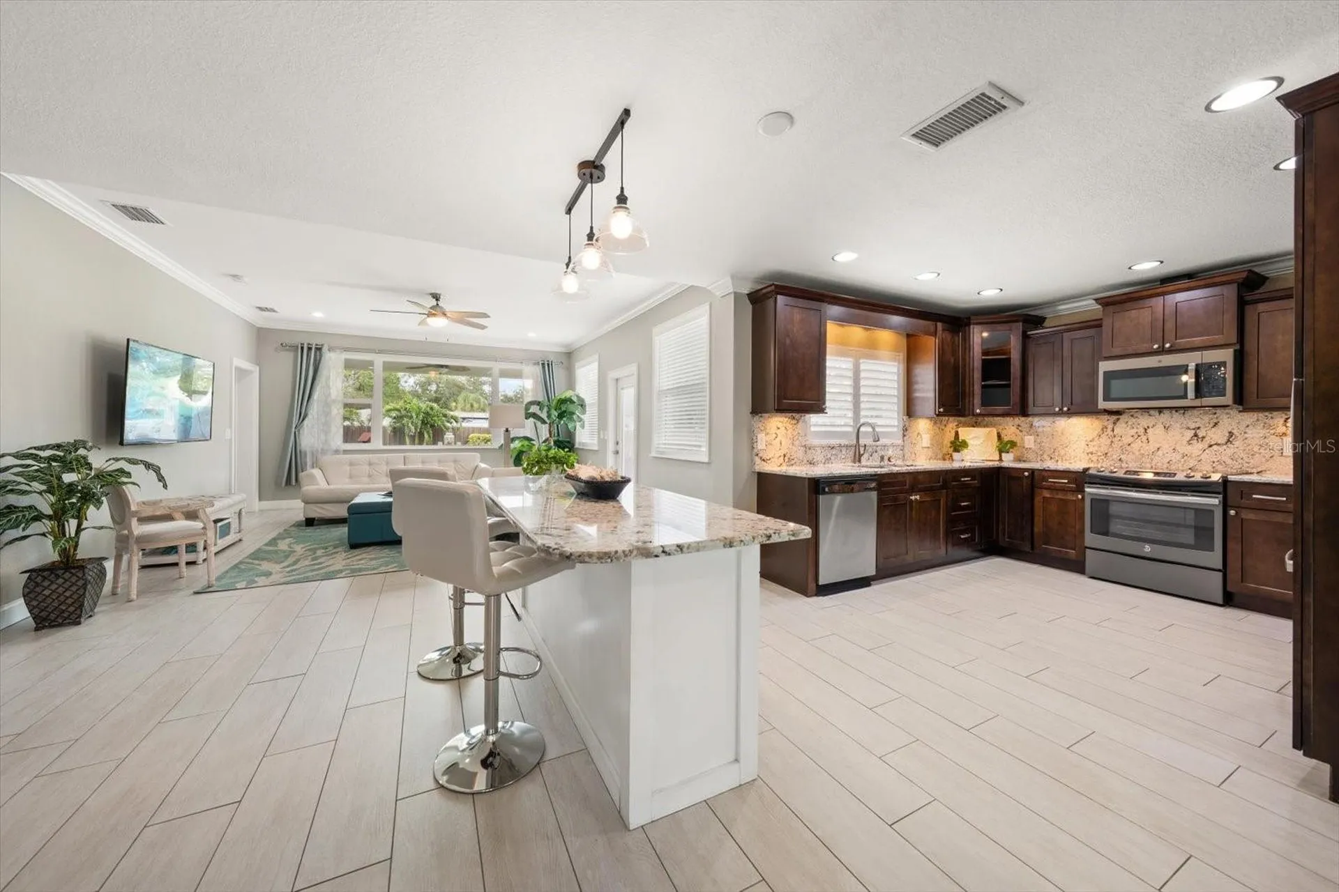 209 Live Oak Lane Largo FL 33770