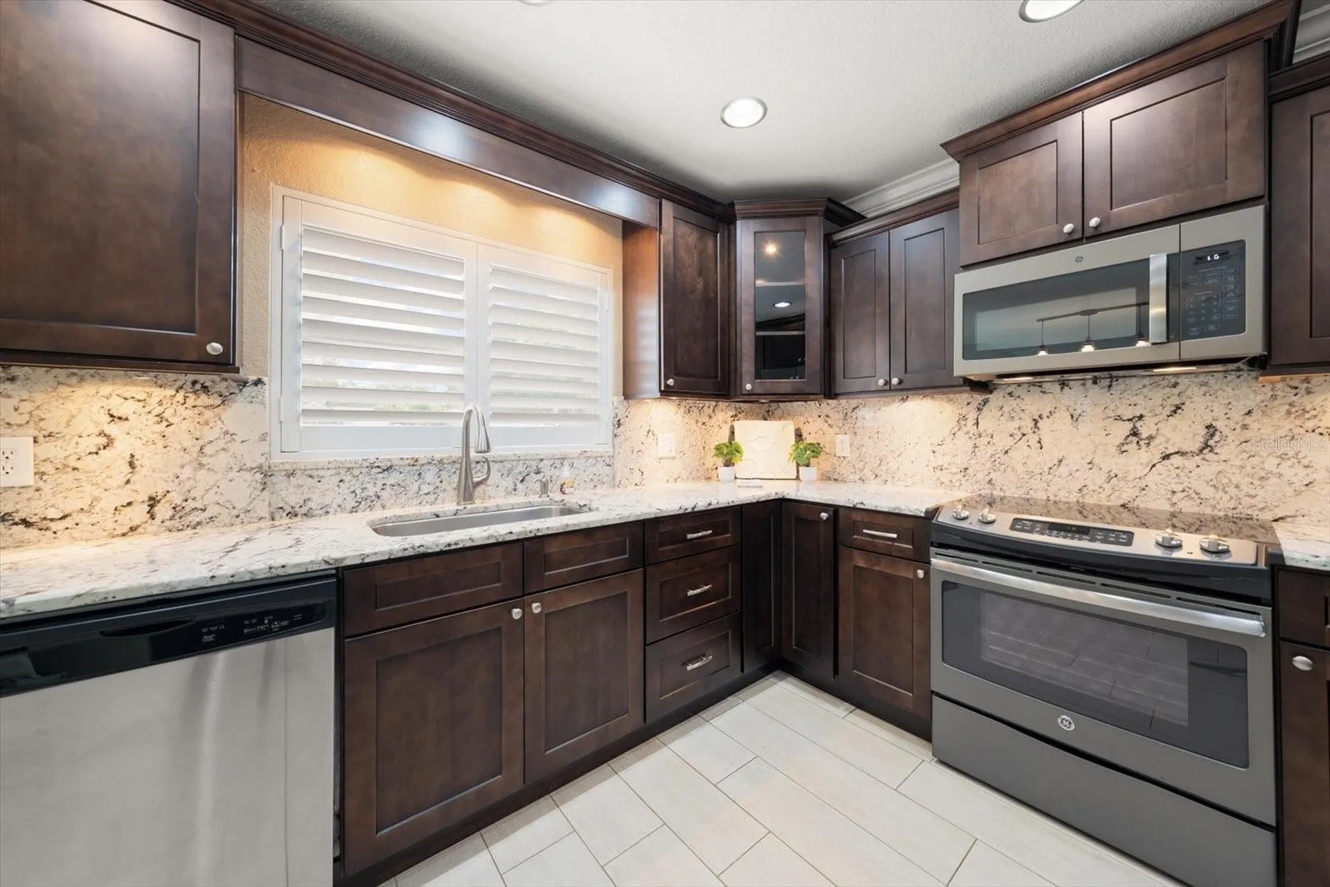 209 Live Oak Lane Largo FL 33770