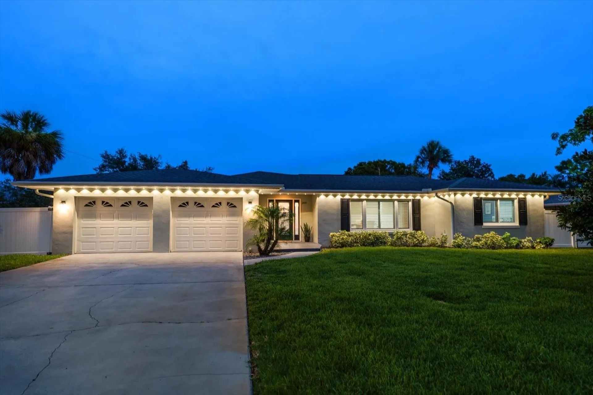 209 Live Oak Lane Largo FL 33770
