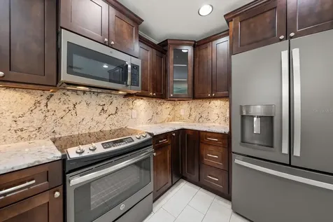 209 Live Oak Lane Largo FL 33770