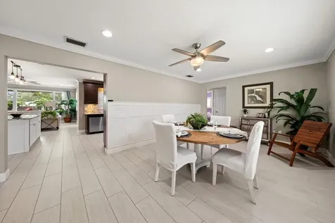 209 Live Oak Lane Largo FL 33770