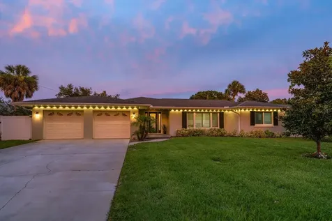 209 Live Oak Lane Largo FL 33770