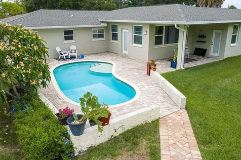 209 Live Oak Lane Largo FL 33770