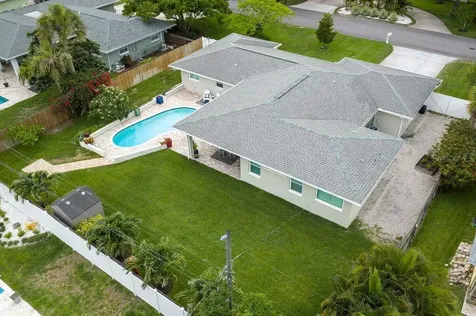 209 Live Oak Lane Largo FL 33770