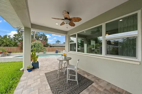 209 Live Oak Lane Largo FL 33770