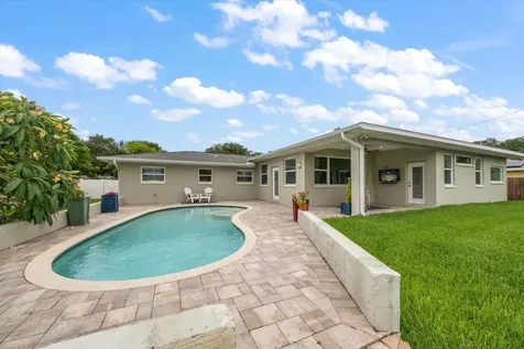 209 Live Oak Lane Largo FL 33770