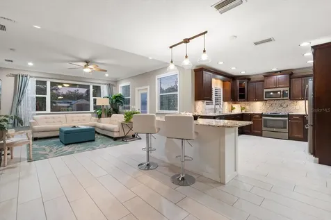 209 Live Oak Lane Largo FL 33770