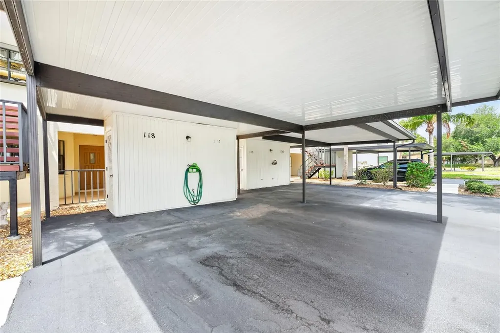 118 Pine Hollow Drive Englewood FL 34223