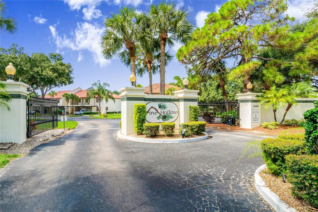 118 Pine Hollow Drive Englewood FL 34223