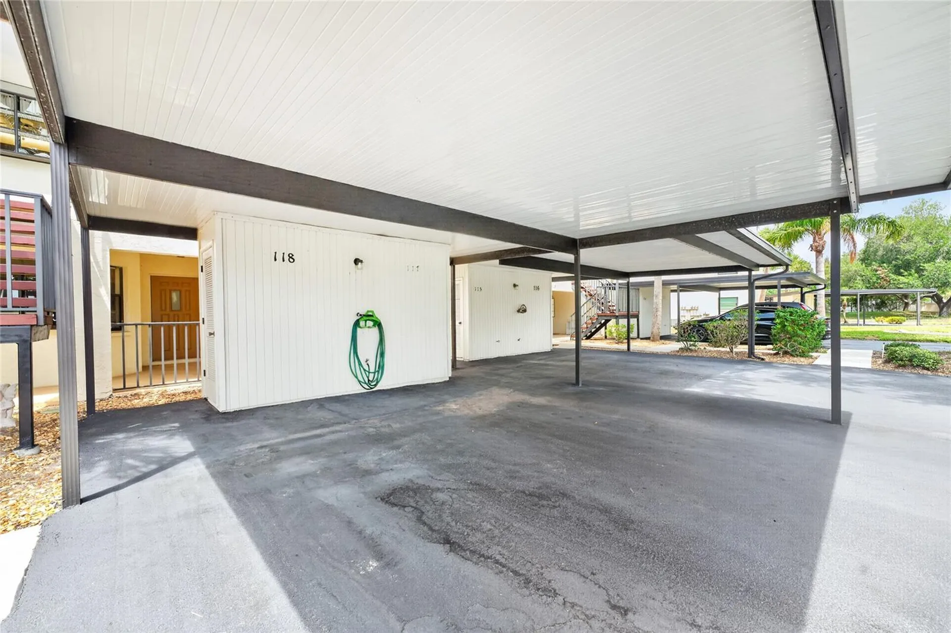 118 Pine Hollow Drive Englewood FL 34223