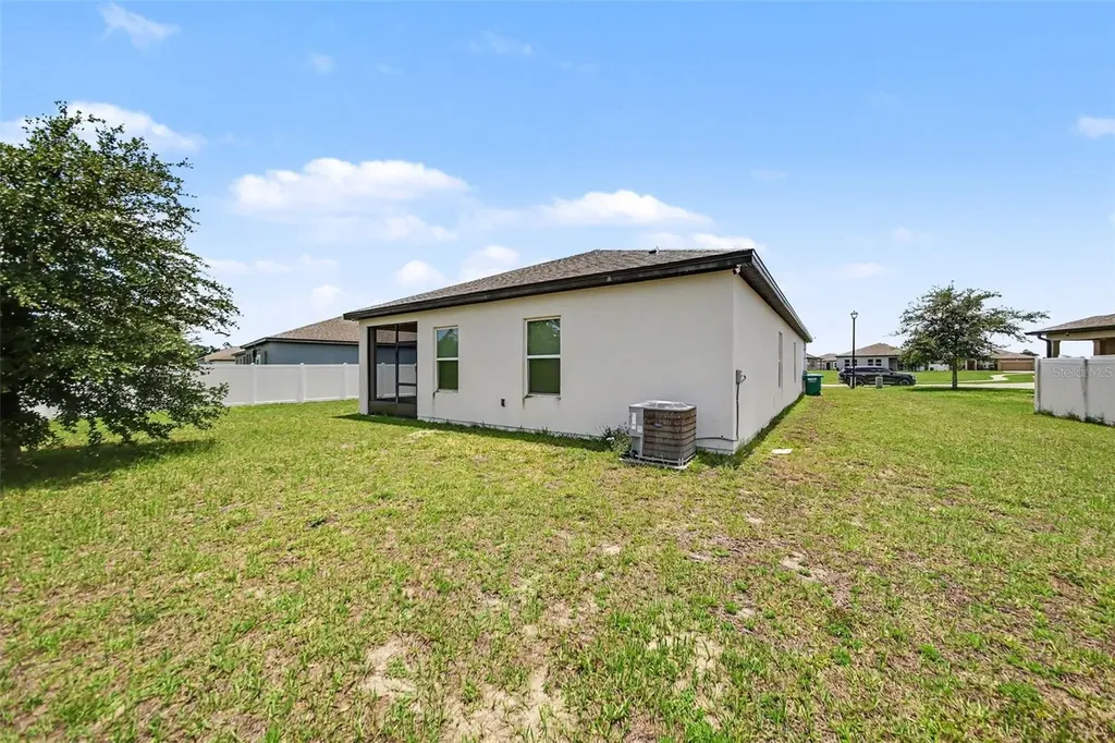 1006 Commuter Drive Deltona FL 32738