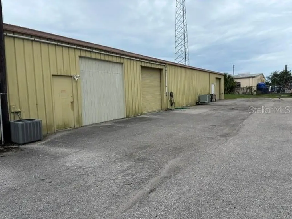 5654 Sarah Avenue Sarasota FL 34233