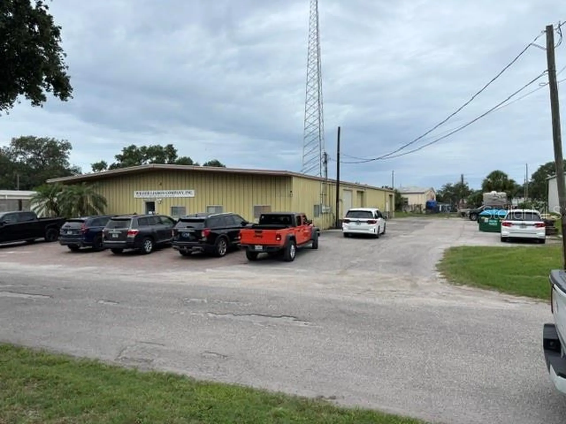 5654 Sarah Avenue Sarasota FL 34233