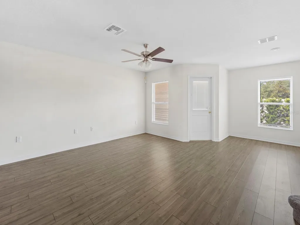 1730 Wynford Circle Tavares FL 32778