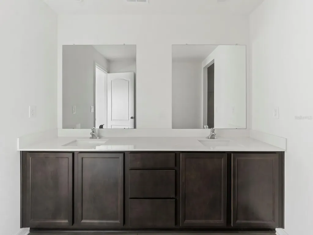 1730 Wynford Circle Tavares FL 32778