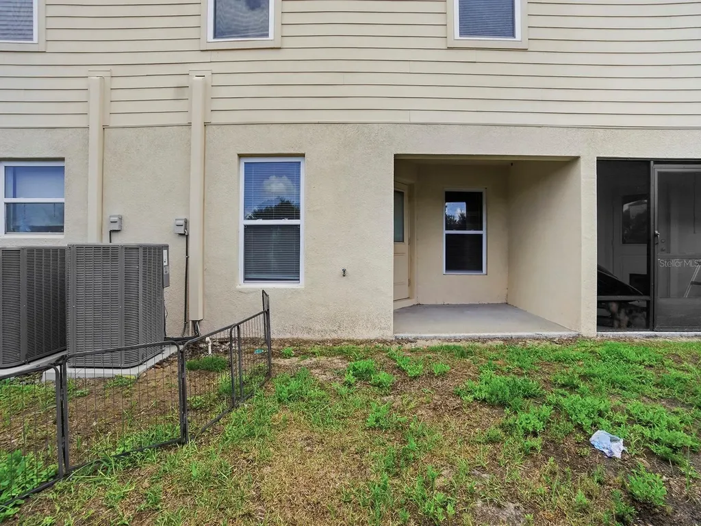 1730 Wynford Circle Tavares FL 32778