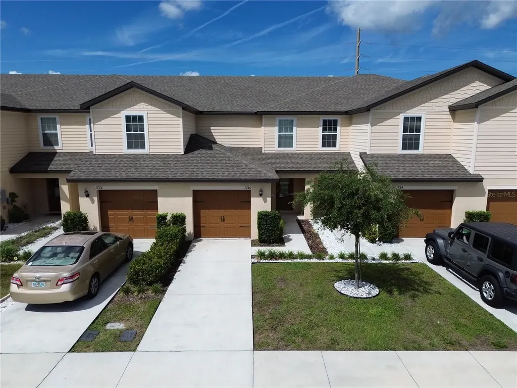 1730 Wynford Circle Tavares FL 32778