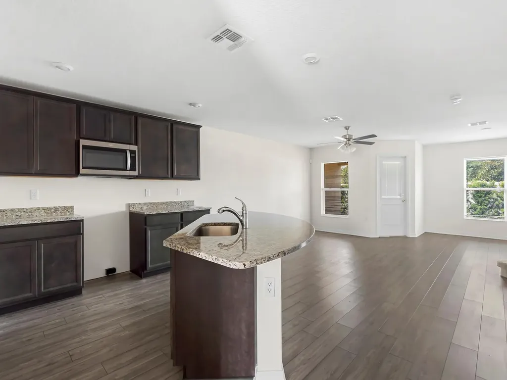 1730 Wynford Circle Tavares FL 32778