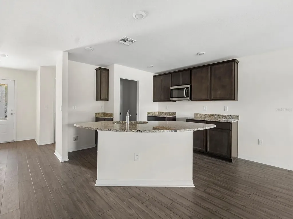1730 Wynford Circle Tavares FL 32778