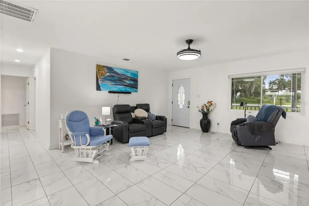 1960 Harbor Road Kissimmee FL 34746