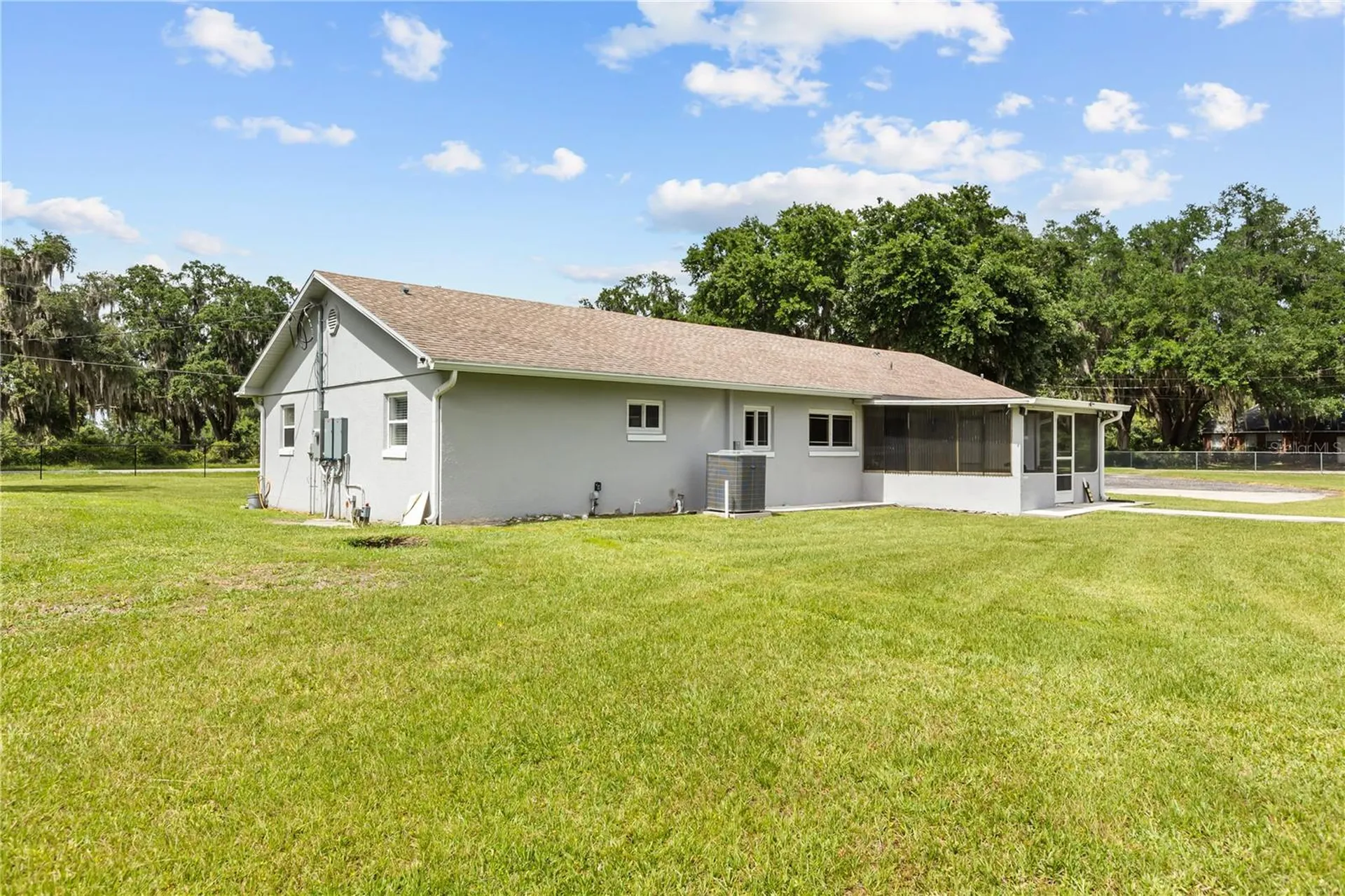 1960 Harbor Road Kissimmee FL 34746