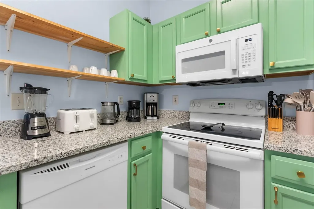 2733 Sun Key Place Kissimmee FL 34747