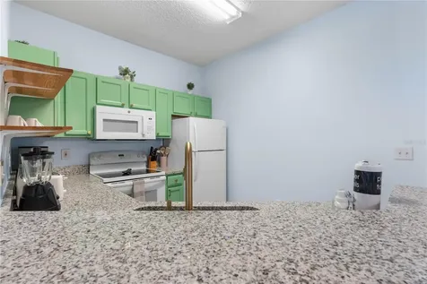 2733 Sun Key Place Kissimmee FL 34747