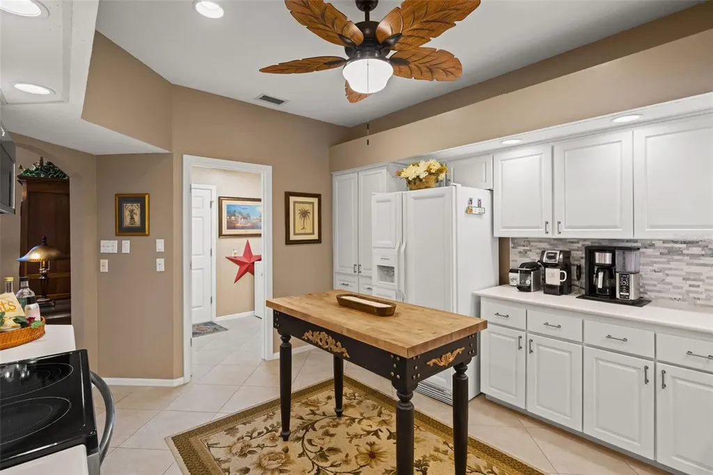 8420 Maybelle Drive Weeki Wachee FL 34613