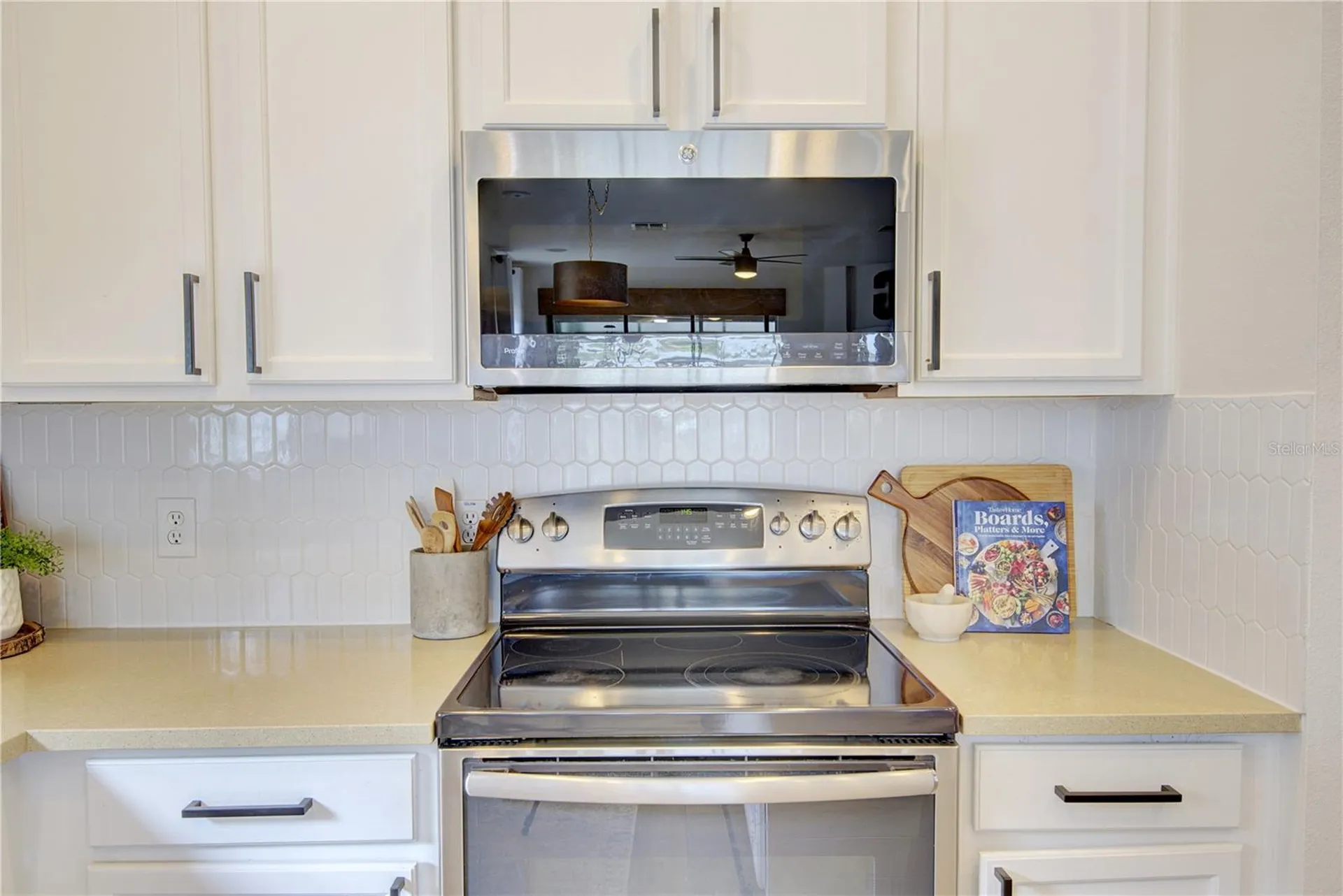 15153 Stonebriar Way Orlando FL 32826
