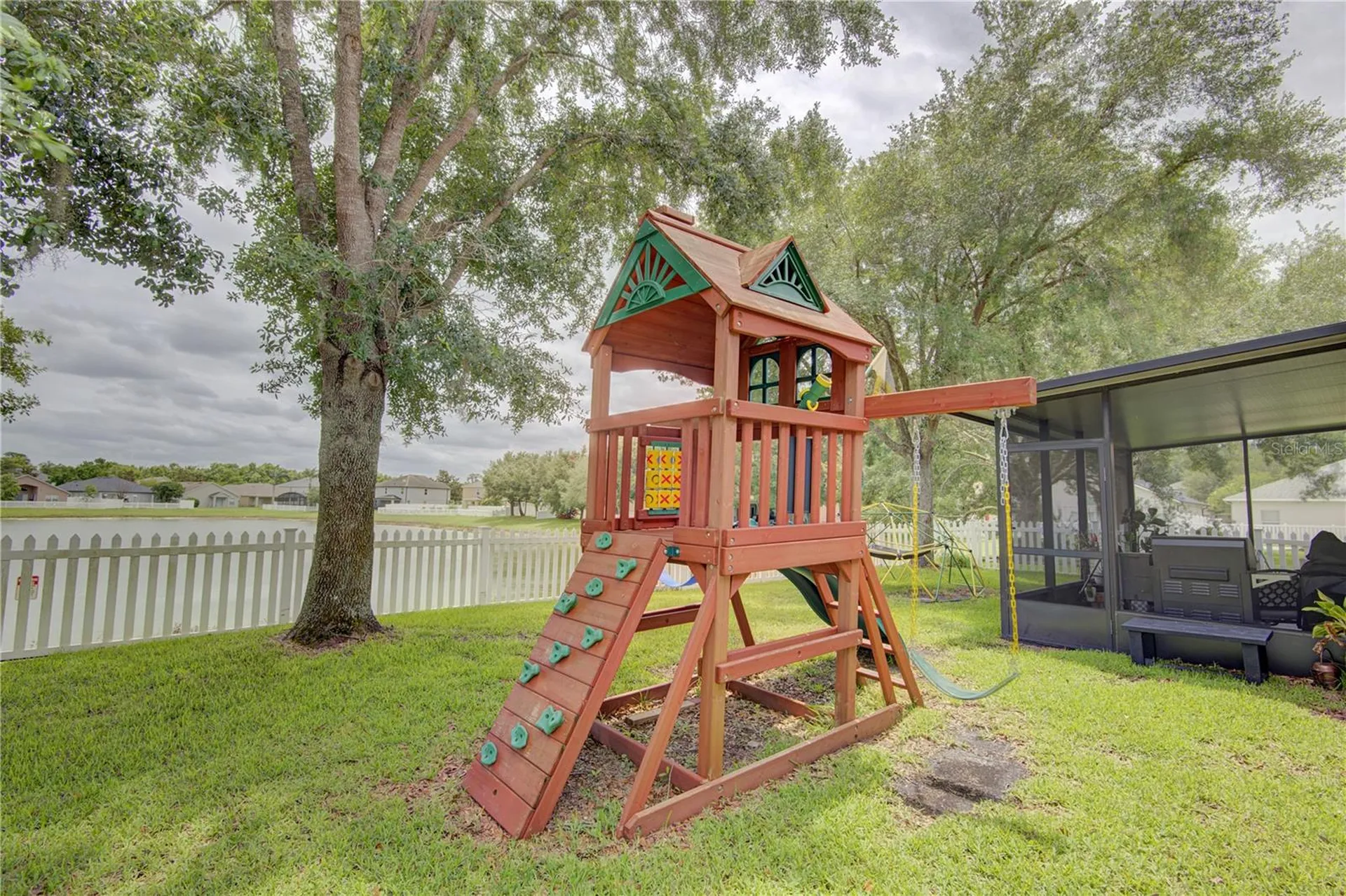 15153 Stonebriar Way Orlando FL 32826