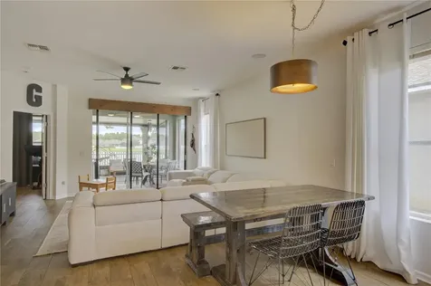 15153 Stonebriar Way Orlando FL 32826