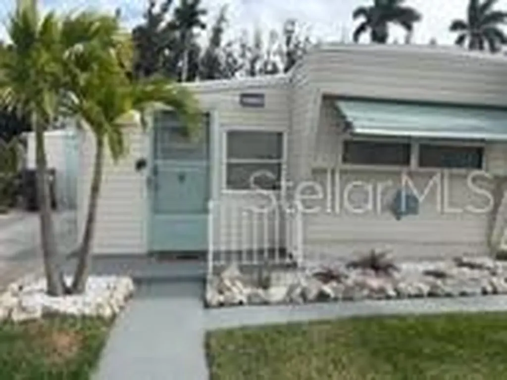 3717 115th Street Court W Bradenton FL 34210