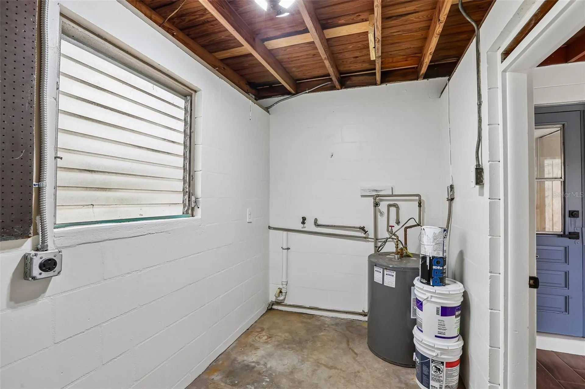 2002 E Idlewild Avenue Tampa FL 33610