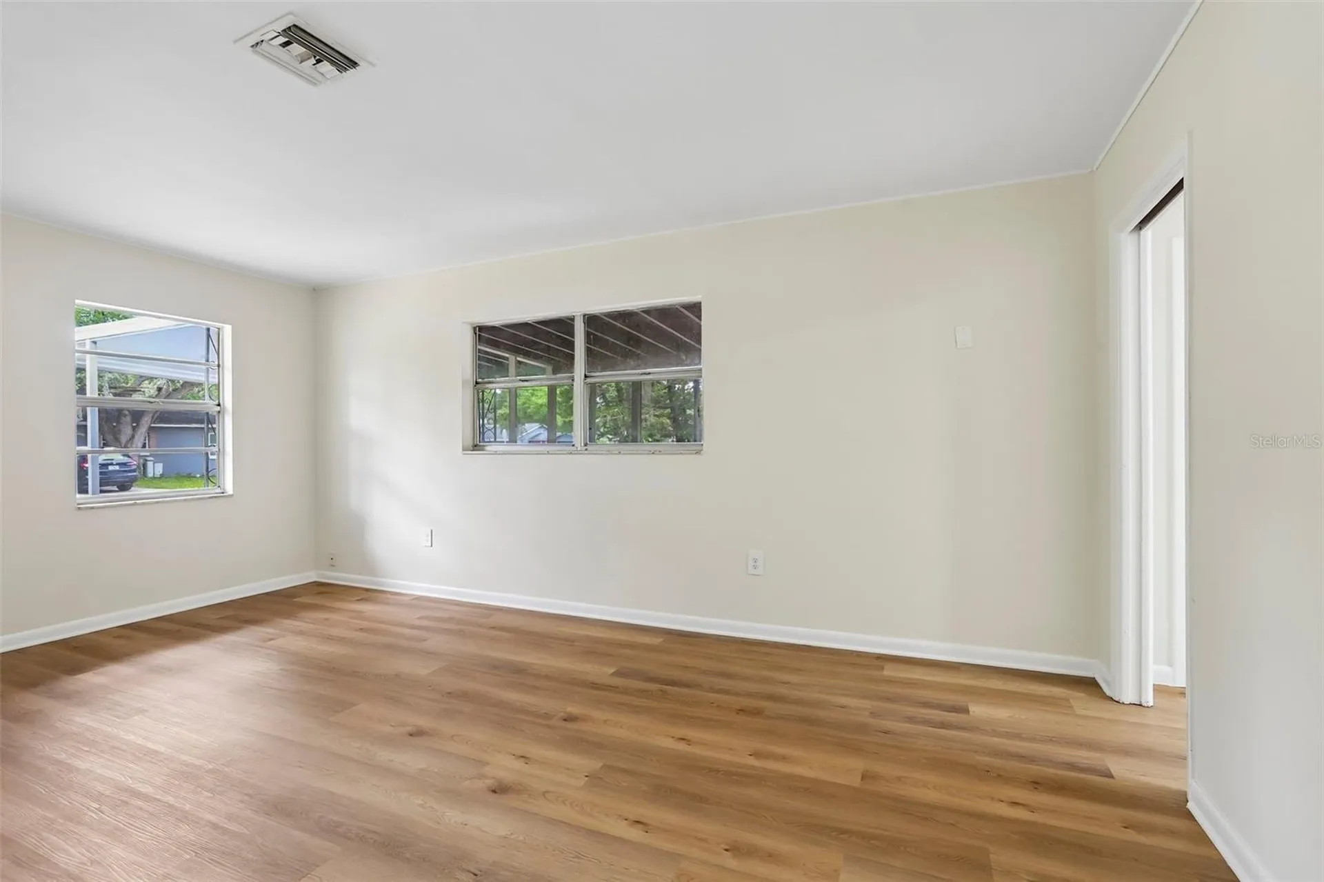 2002 E Idlewild Avenue Tampa FL 33610