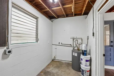 2002 E Idlewild Avenue Tampa FL 33610