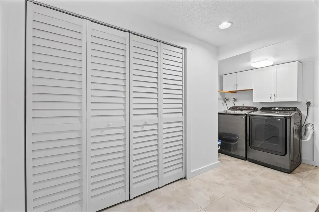 3701 E Bay Drive Bradenton Beach FL 34217