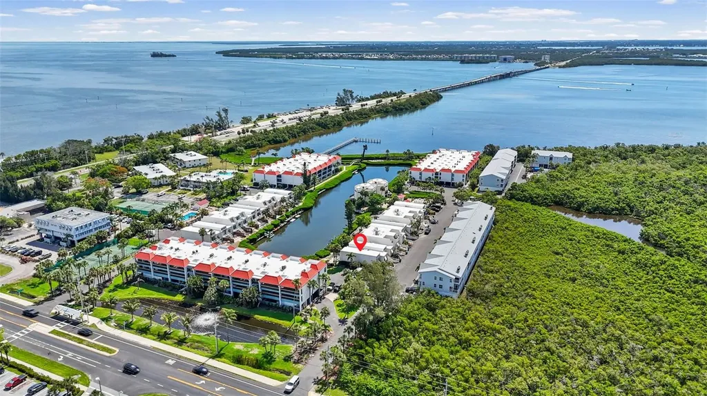 3701 E Bay Drive Bradenton Beach FL 34217
