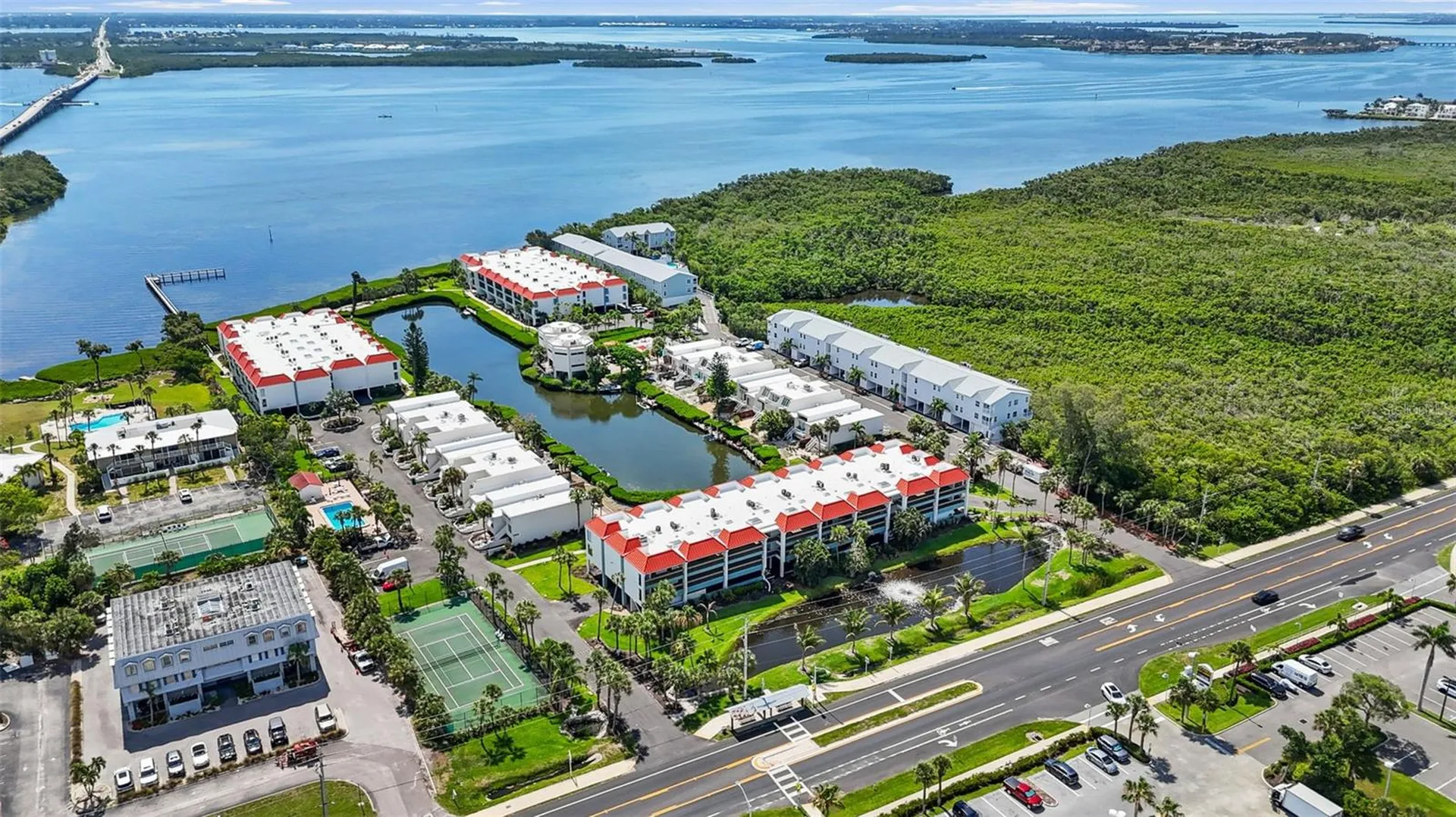 3701 E Bay Drive Bradenton Beach FL 34217