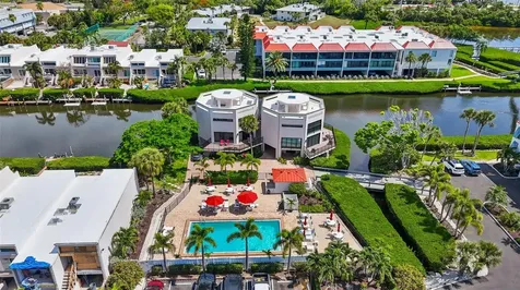 3701 E Bay Drive Bradenton Beach FL 34217