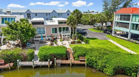 3701 E Bay Drive Bradenton Beach FL 34217
