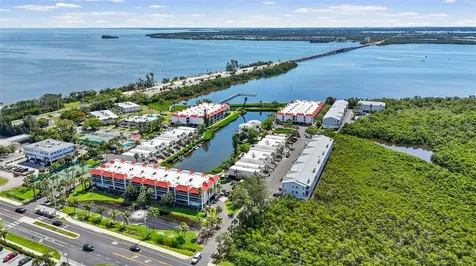 3701 E Bay Drive Bradenton Beach FL 34217