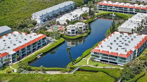 3701 E Bay Drive Bradenton Beach FL 34217