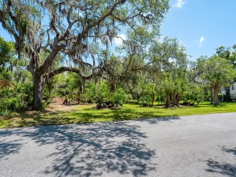 216 Osprey Point Drive Osprey FL 34229