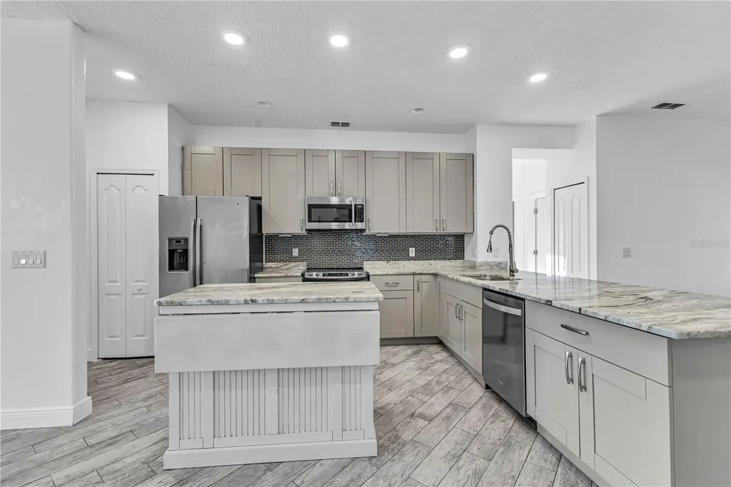 2031 Wintermere Pointe Drive Winter Garden FL 34787