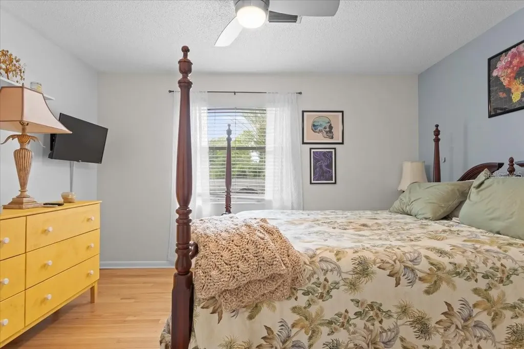 1940 NW 35th Street Gainesville FL 32605