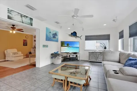 1940 NW 35th Street Gainesville FL 32605