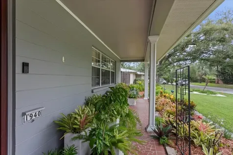 1940 NW 35th Street Gainesville FL 32605