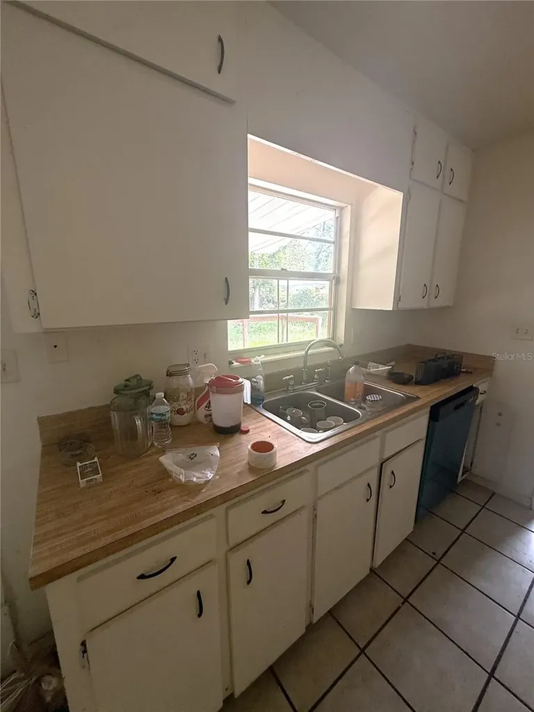2188 NW 42nd Avenue Gainesville FL 32605